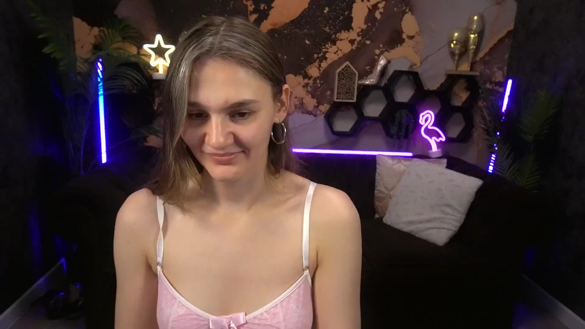 DiamondGoldie Adult Chat September 15, 2025