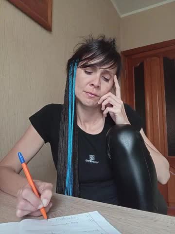 Hellenalonenochka Adult Chat September 15, 2025