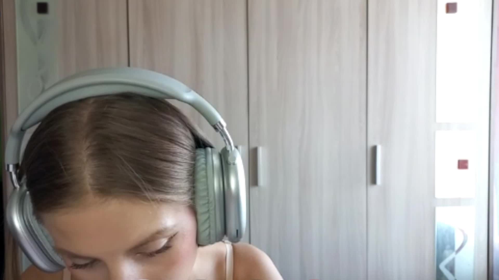 AuroraRow Adult Chat September 15, 2025