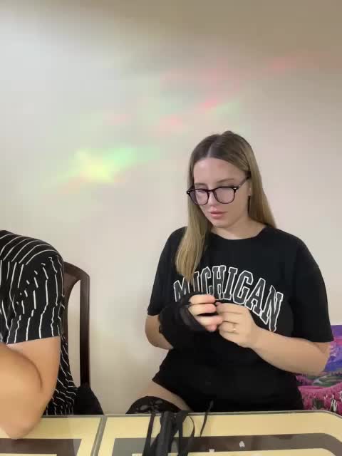 Cris_Mi Adult Chat September 15, 2025