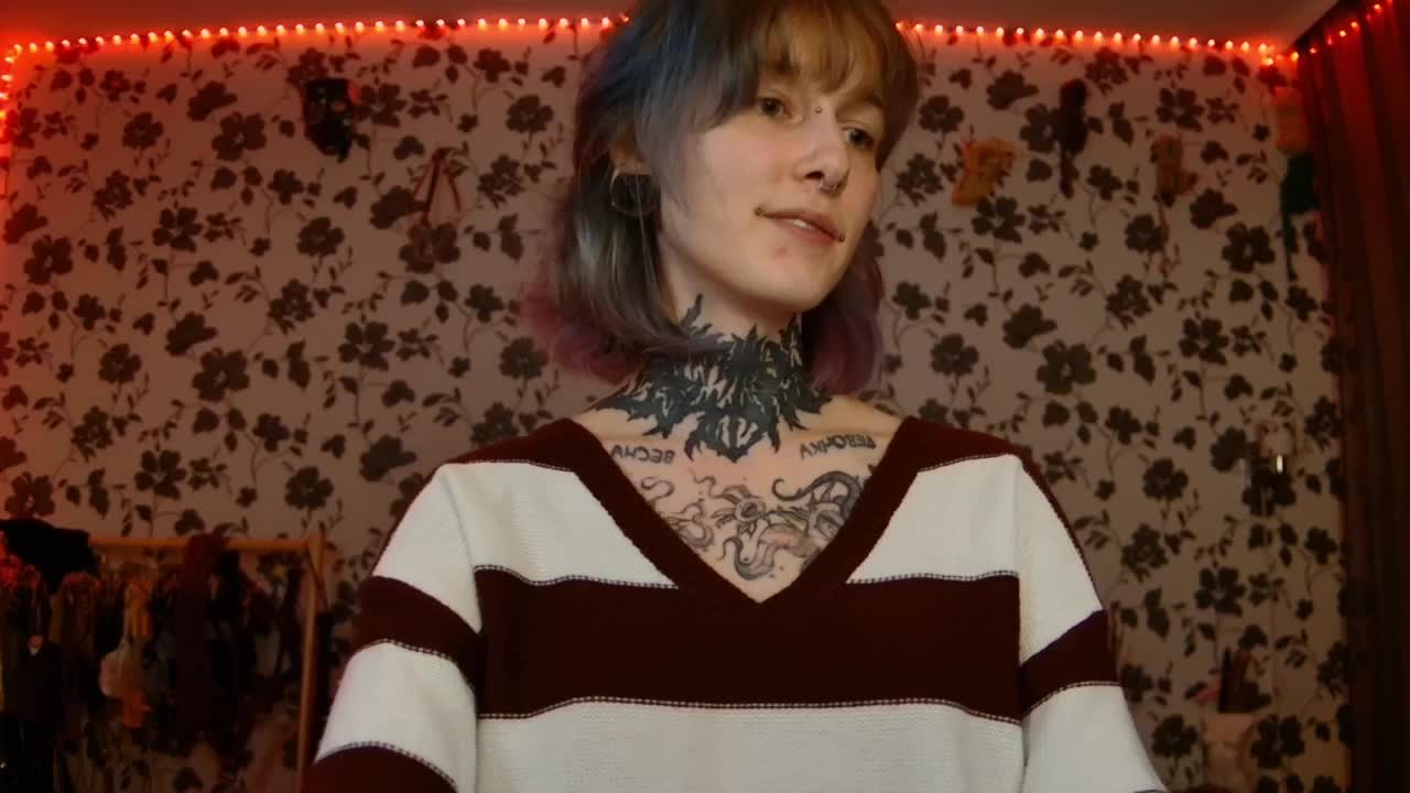 LittleSpaceMouse- Adult Chat September 15, 2025