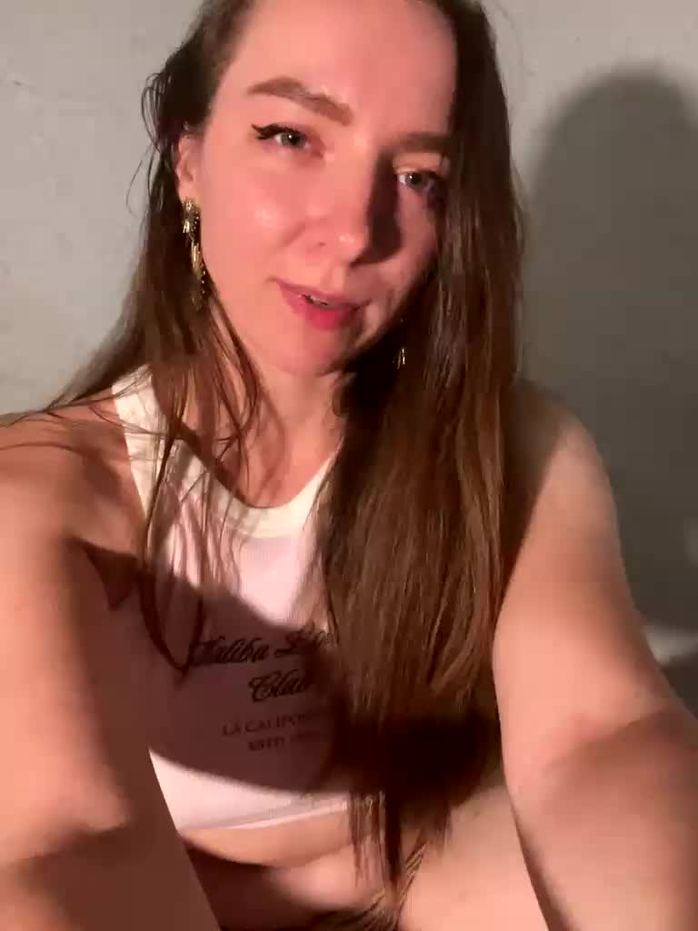 OlaChikaMamasita Adult Chat September 15, 2025