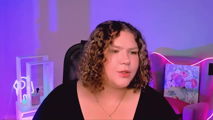 FlorenceAnderson Adult Chat September 15, 2025