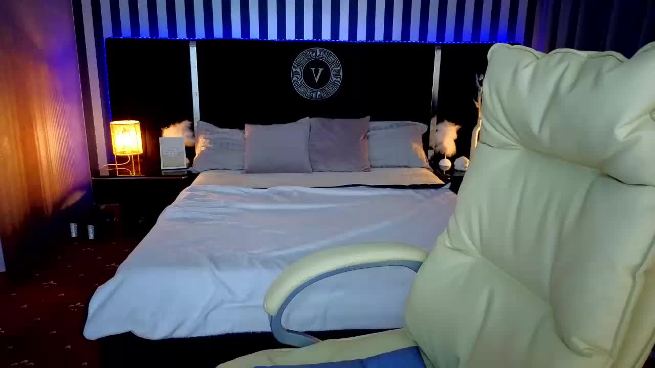 BettyDark Adult Chat September 15, 2025