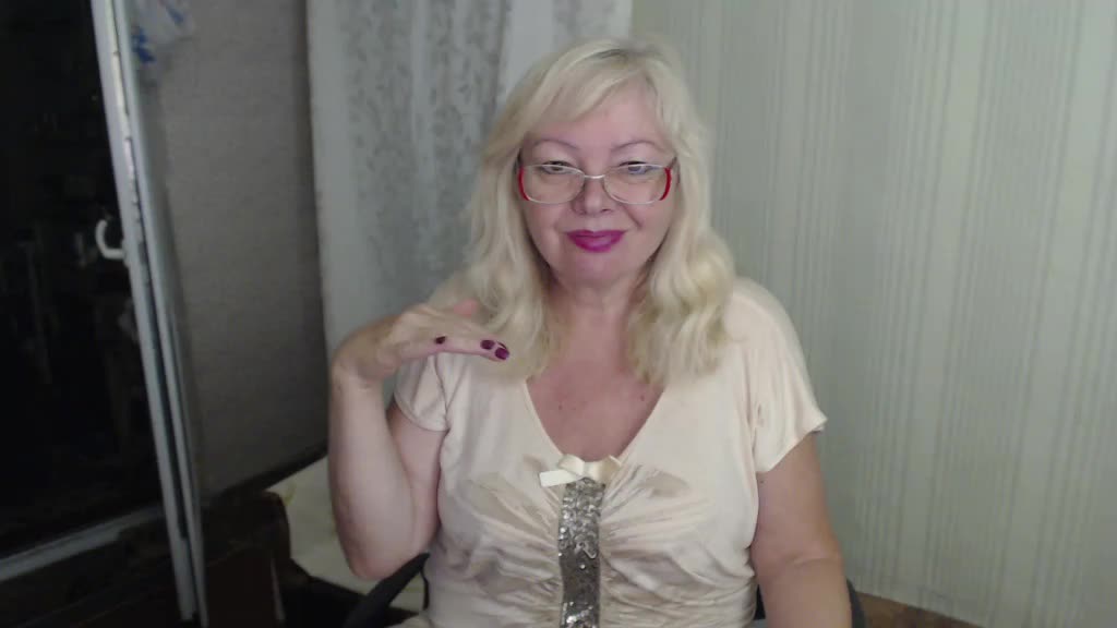 EvelynLoveShy Adult Chat September 15, 2025