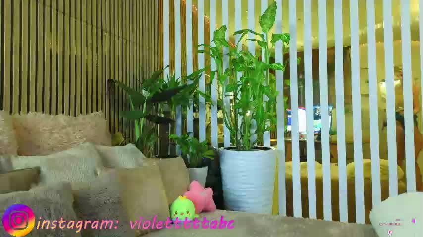 -Violettttta- Adult Chat September 15, 2025