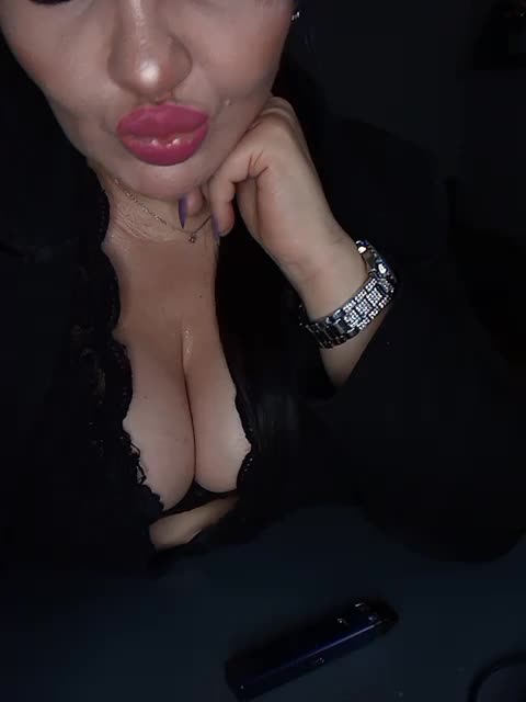 Brunetochkaaa Adult Chat September 15, 2025