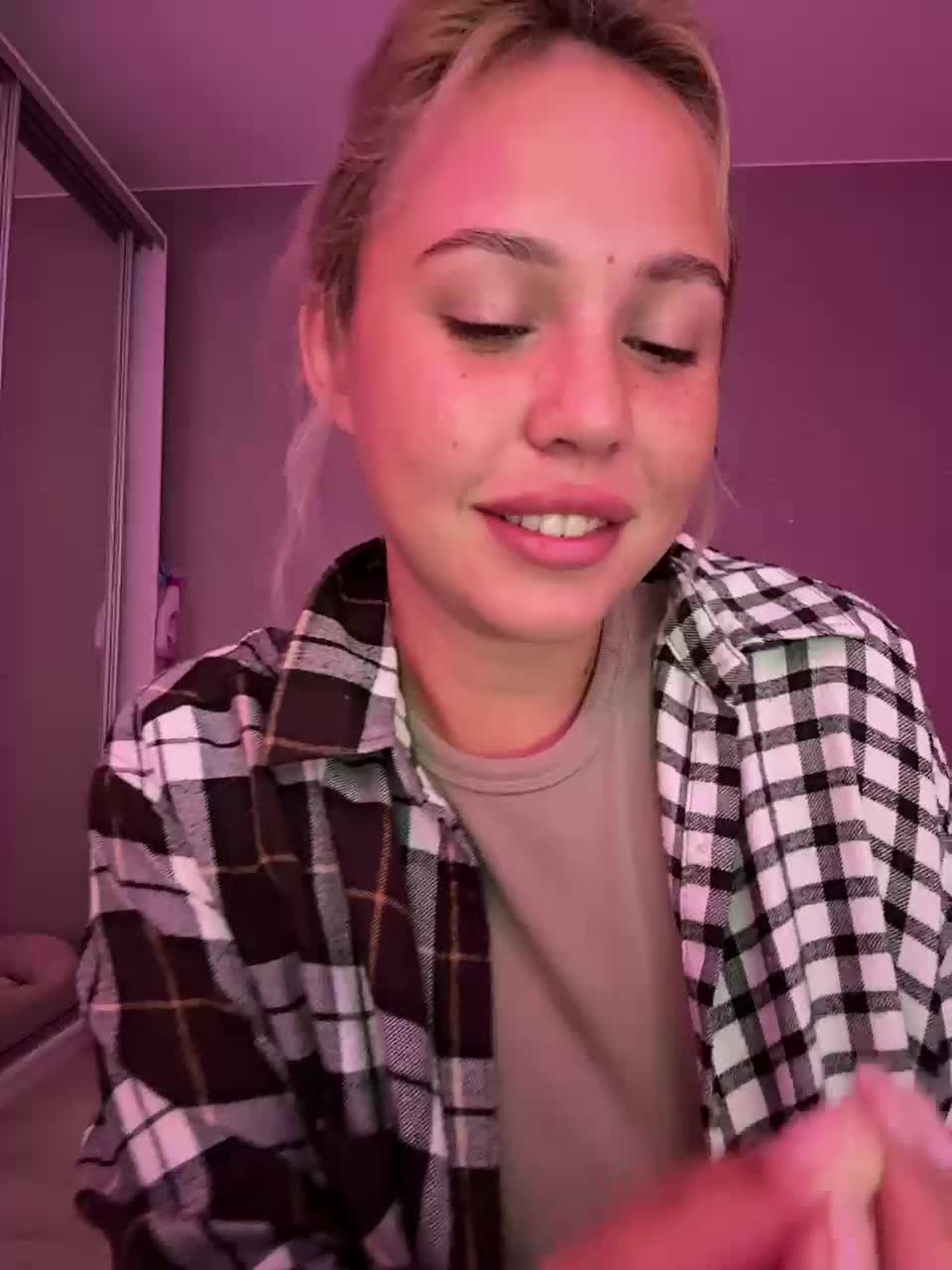 dikidii Adult Chat September 15, 2025