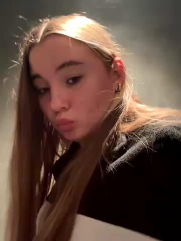 StephanieMur Adult Chat September 15, 2025