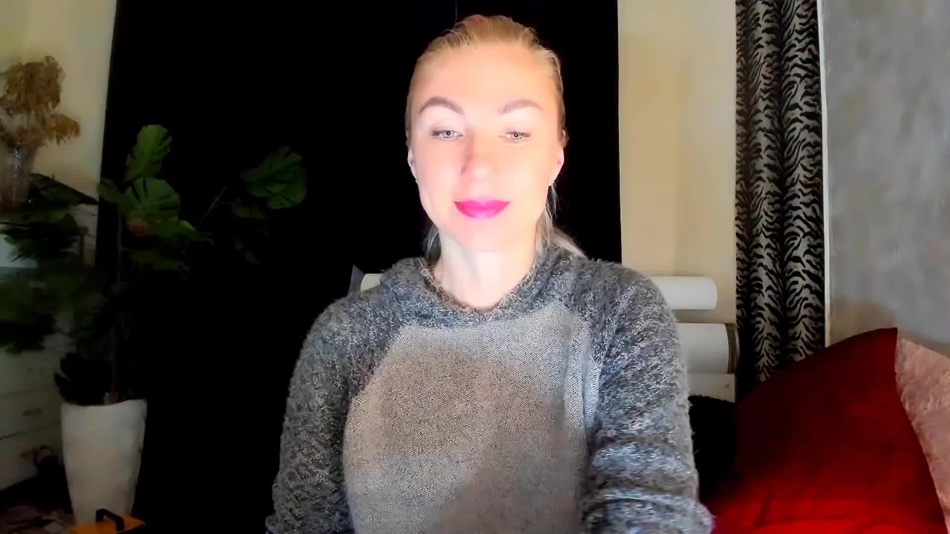 Surreal1 Adult Chat September 15, 2025