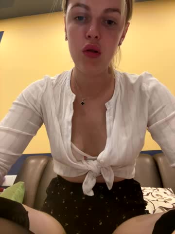 HarrietDart Adult Chat September 15, 2025