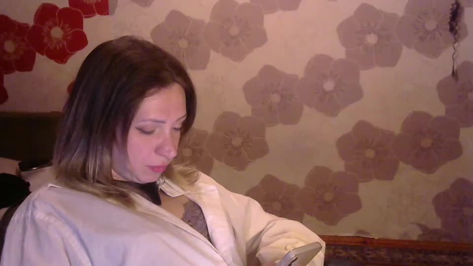 Queen_Daenerys Adult Chat September 15, 2025