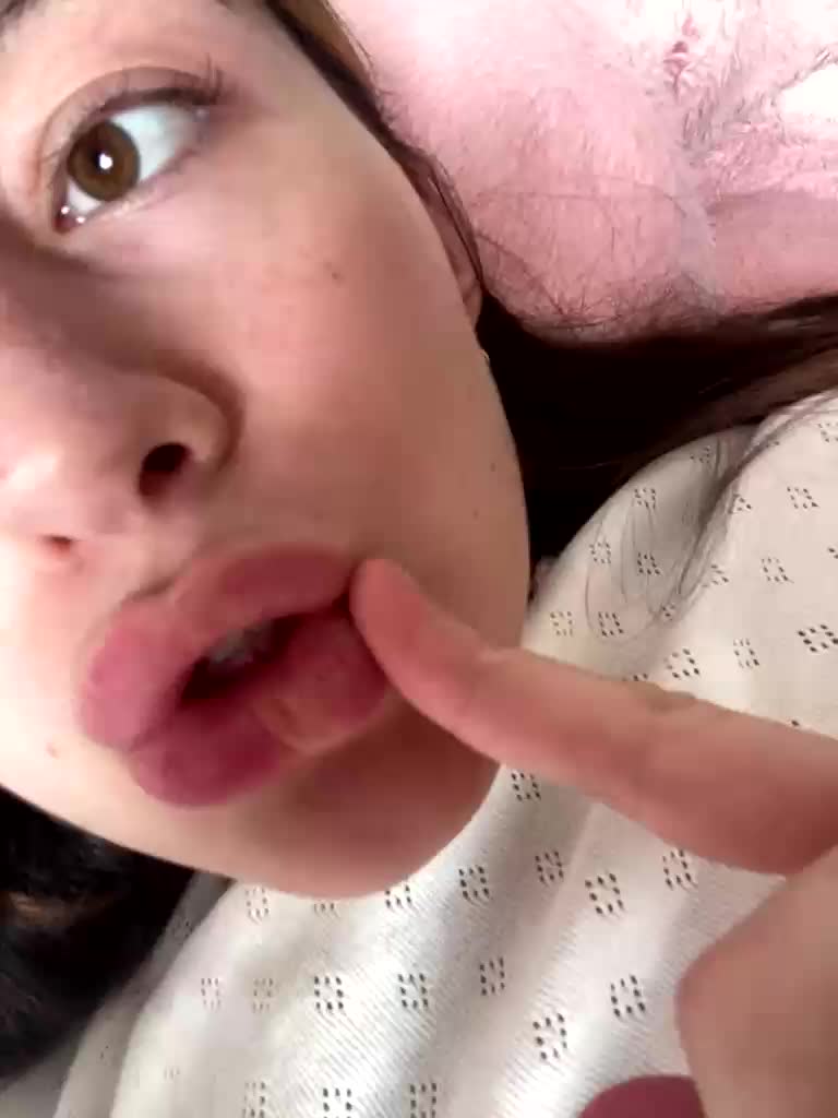 KristinaScott Adult Chat September 16, 2025