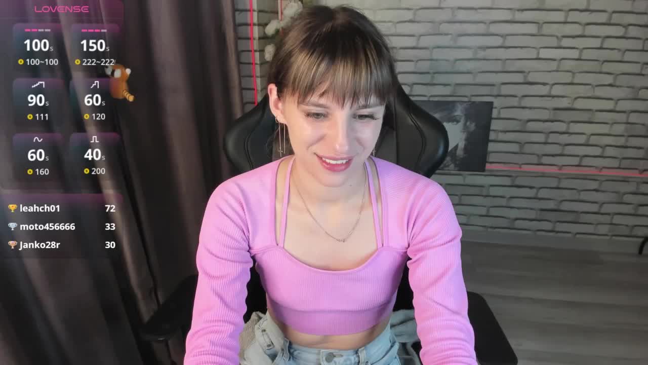 emy-angel1 Adult Chat September 15, 2025