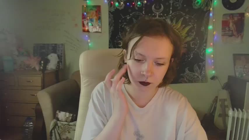 Lil_foxxx Adult Chat September 16, 2025