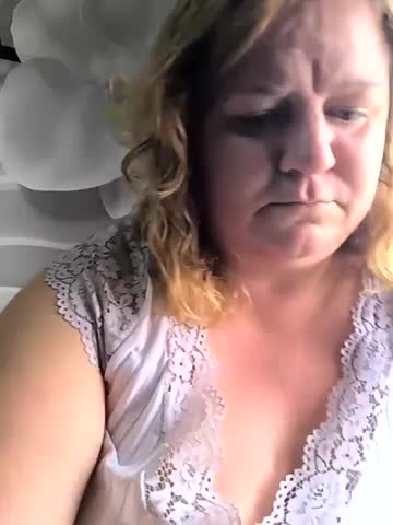 jusichka Adult Chat September 16, 2025