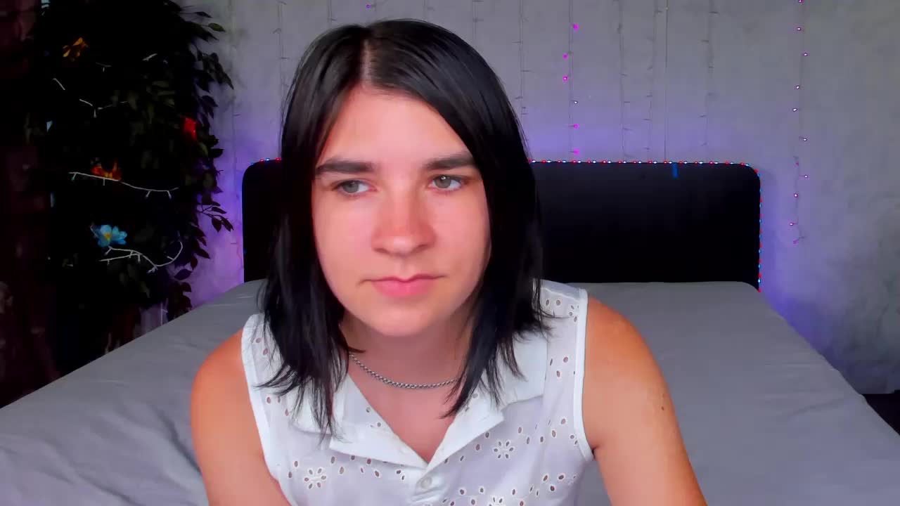 Polly-Love Adult Chat September 16, 2025