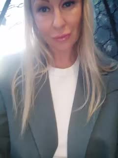 Blondi_Love Adult Chat September 16, 2025