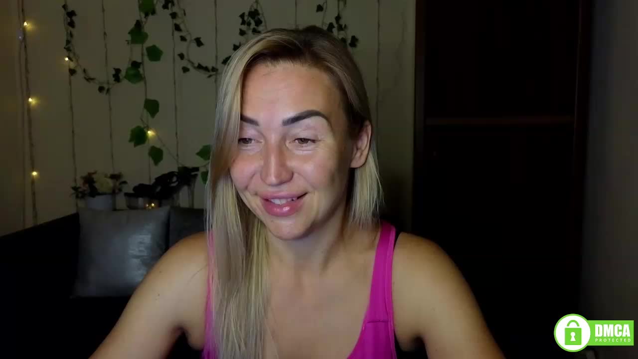 Jullyblondkiss Adult Chat September 16, 2025