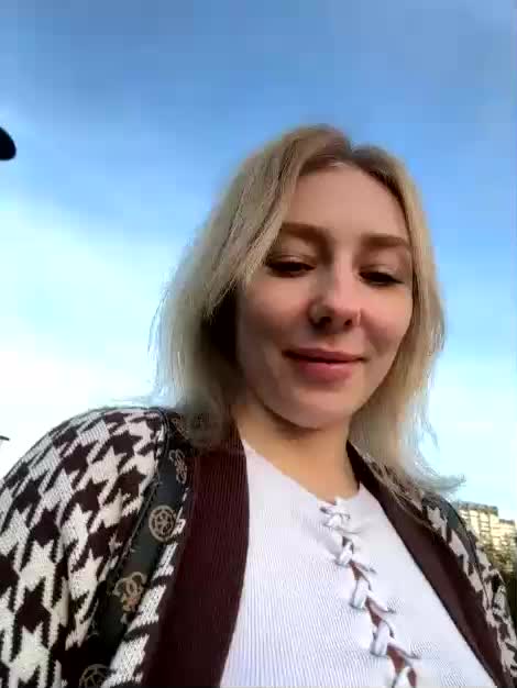 CHERRY-LADY- Adult Chat September 16, 2025