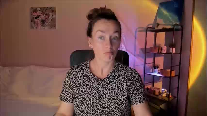 save_the_qween Adult Chat September 16, 2025