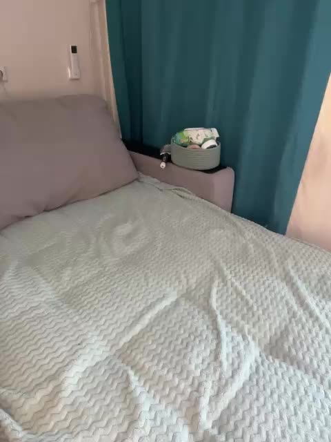 -Violetta- Adult Chat September 16, 2025