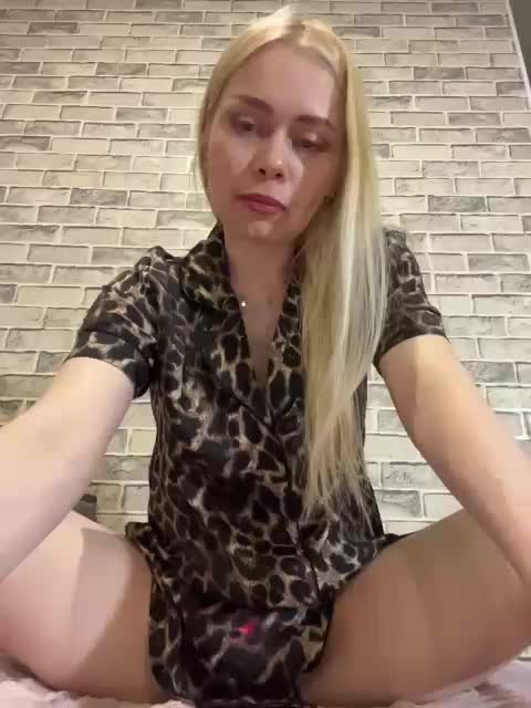 MirandaNow Adult Chat September 16, 2025