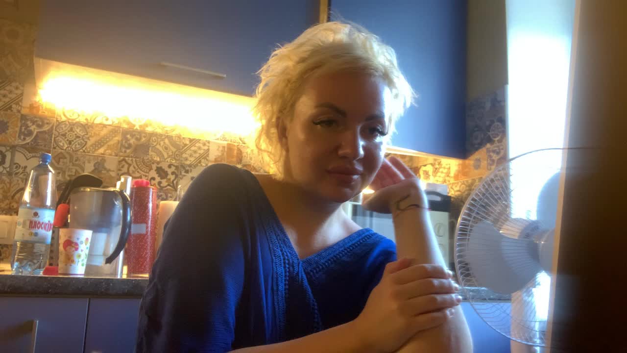 Oksana494 Adult Chat September 16, 2025