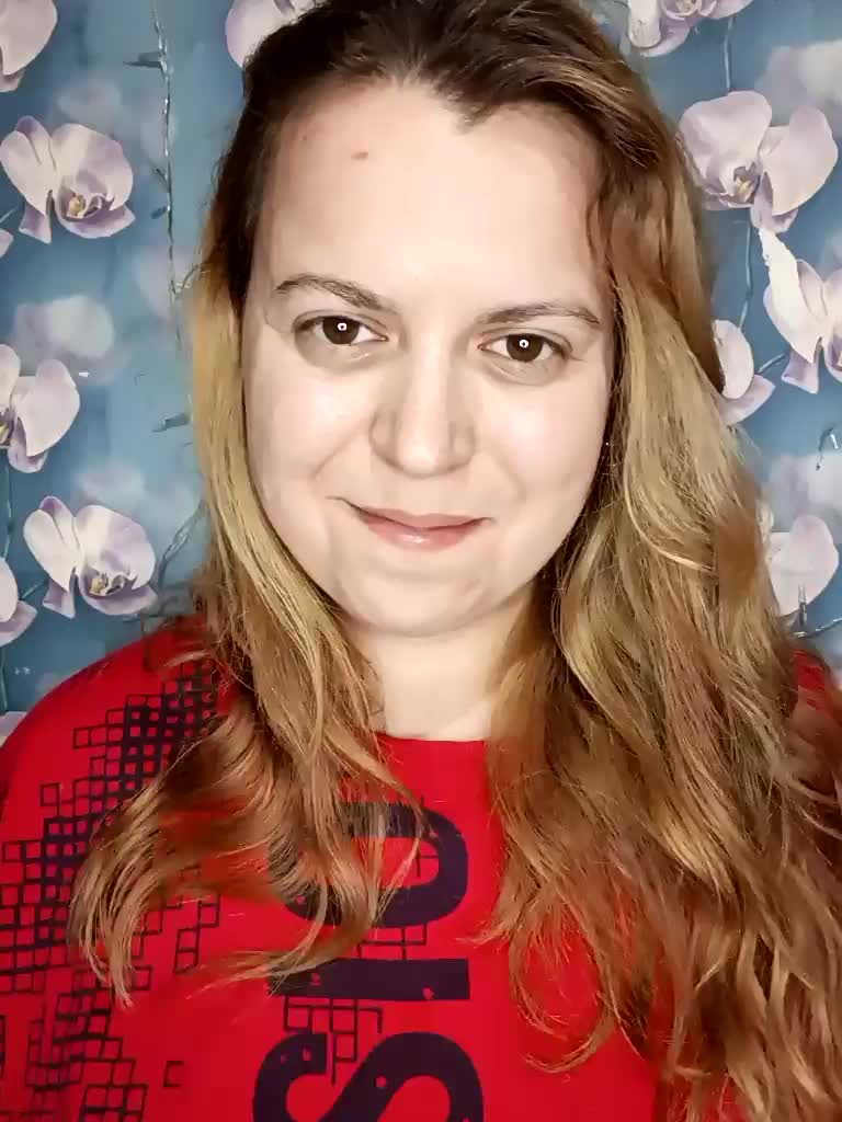 Lenuuuusiaaa Adult Chat September 16, 2025