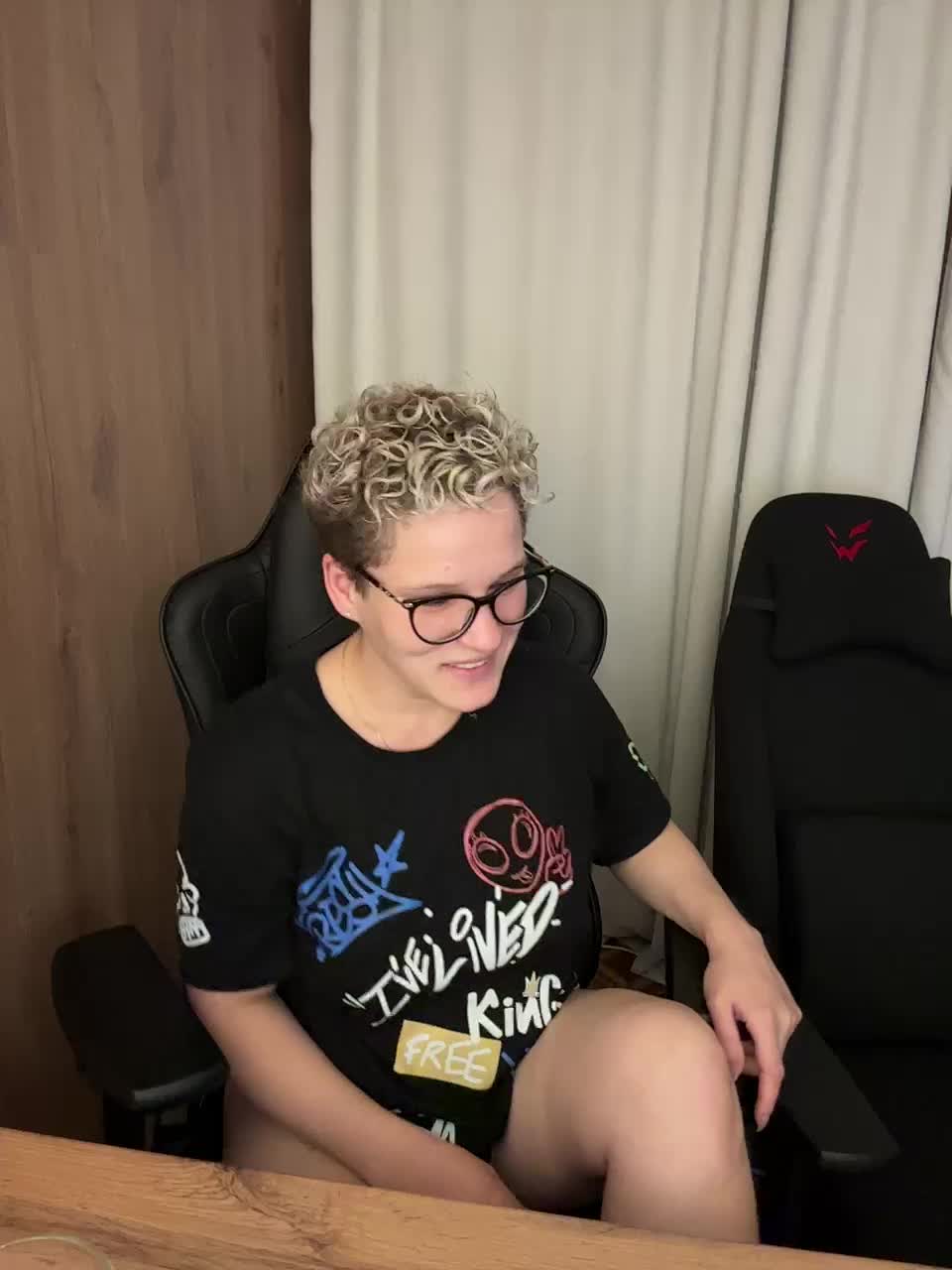 -Mint Adult Chat September 16, 2025