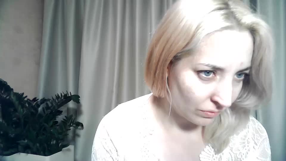 mariska-kiska Adult Chat September 16, 2025