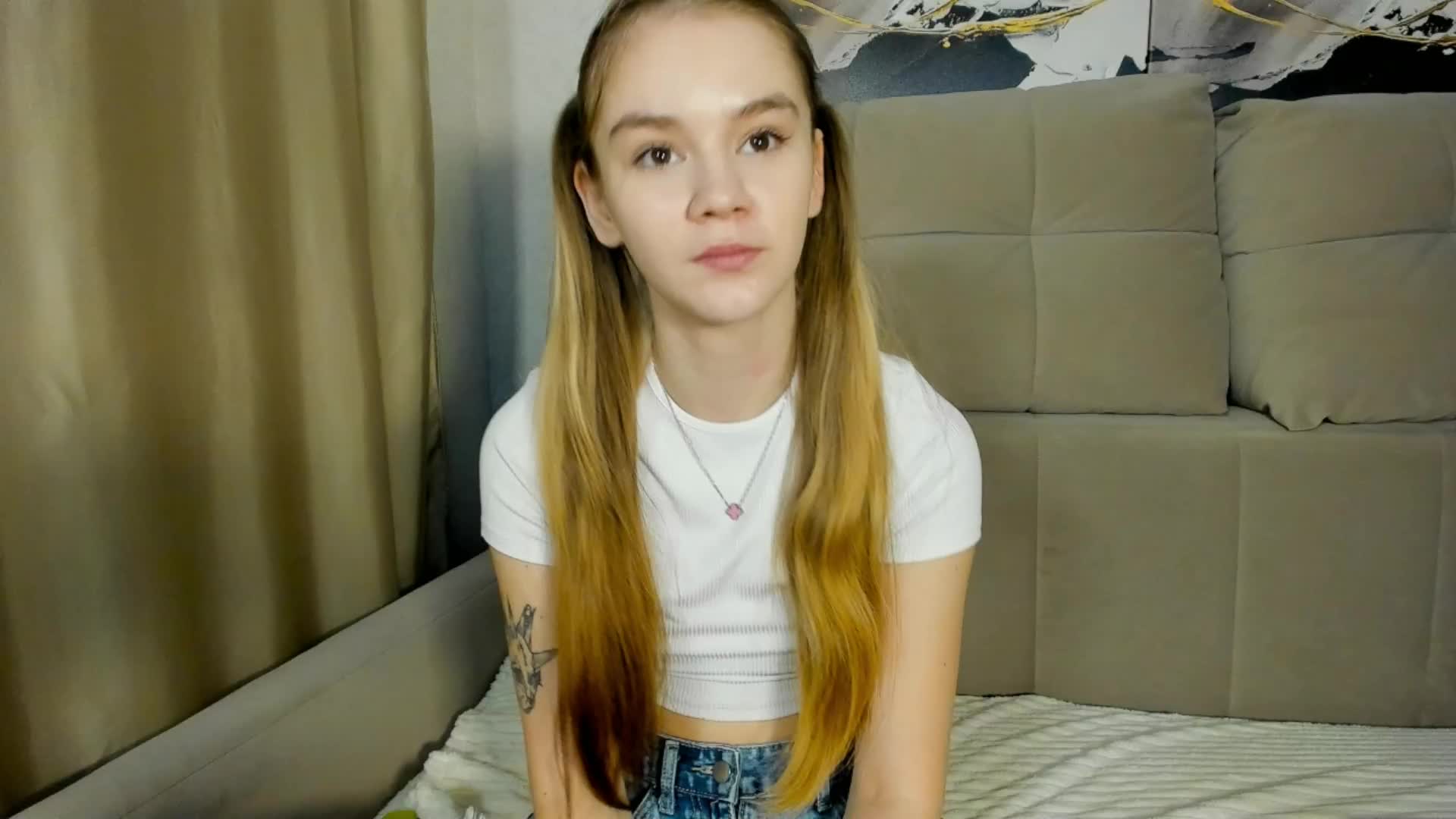 Angelok3 Adult Chat September 16, 2025