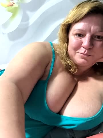 jusichka Adult Chat September 16, 2025