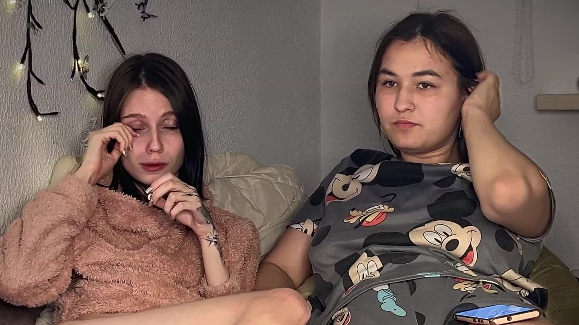 ZoyaVikki Adult Chat September 16, 2025