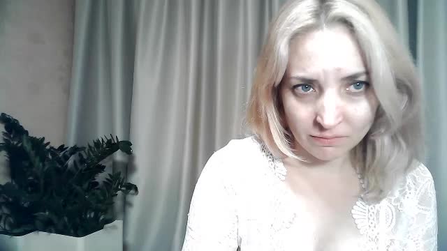 mariska-kiska Adult Chat September 16, 2025