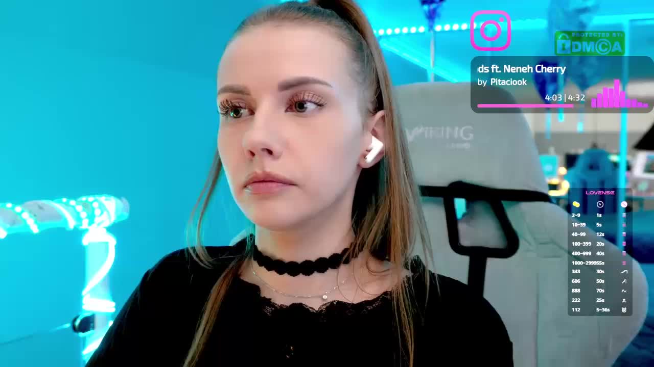 VikkiExtraCheese Adult Chat September 16, 2025