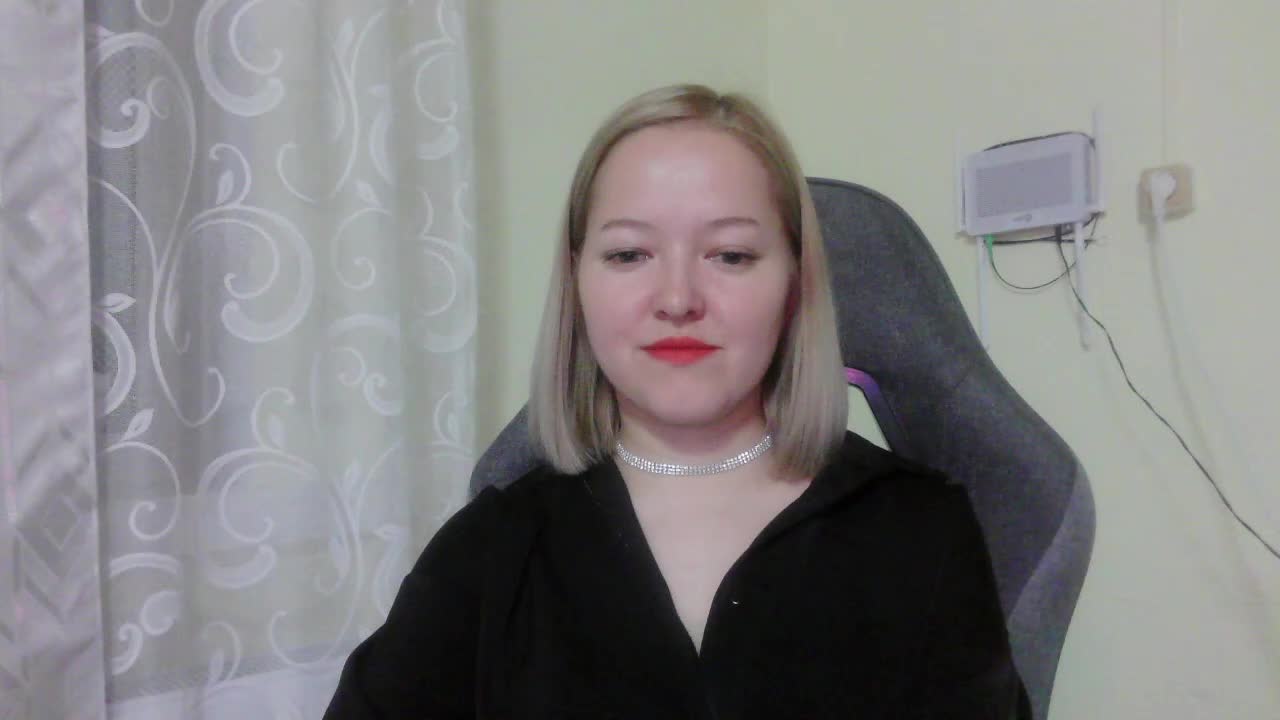 -Sweet-smile- Adult Chat September 16, 2025