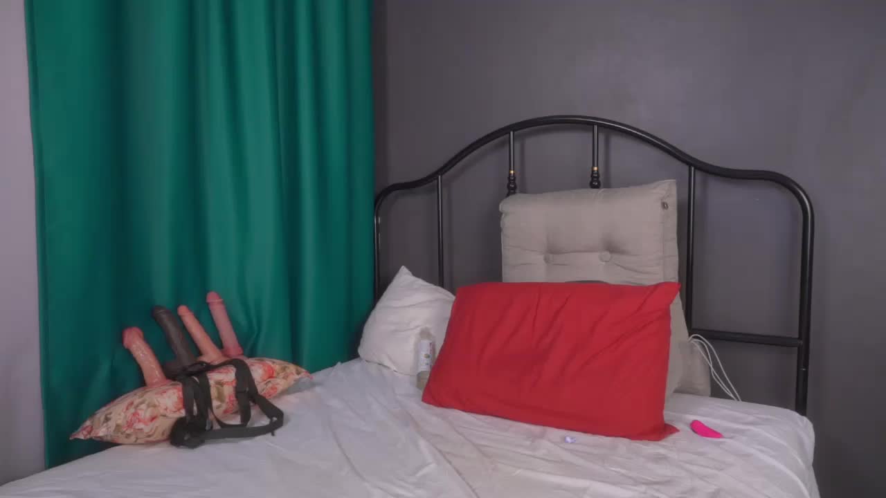 IsadoraDunkan Adult Chat September 16, 2025