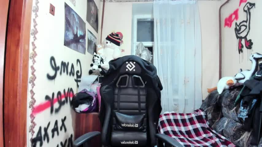 Roxy_Silver Adult Chat September 16, 2025