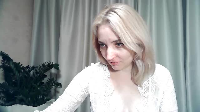 mariska-kiska Adult Chat September 16, 2025