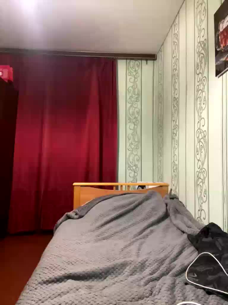 Bestie1-1 Adult Chat September 16, 2025