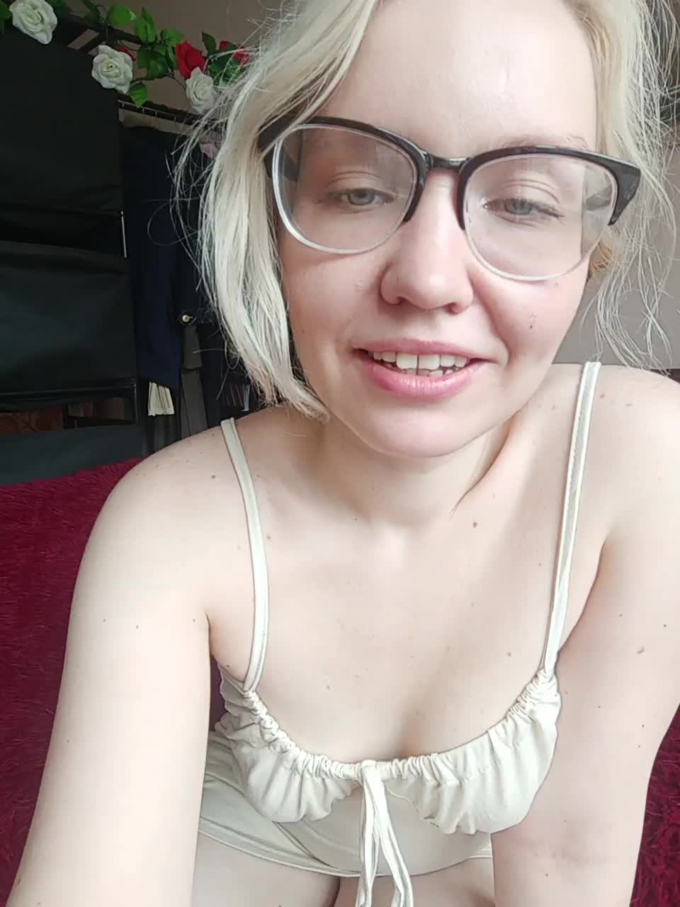 LadyAnny Adult Chat September 16, 2025