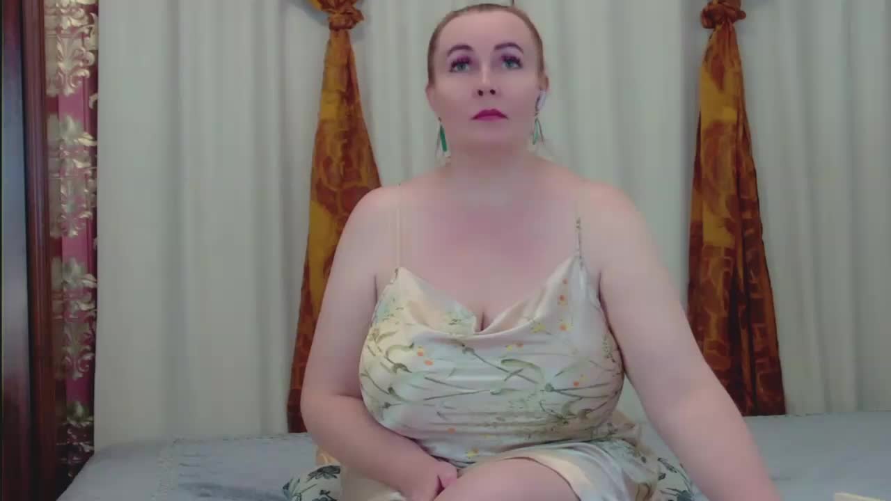 IrennaShine Adult Chat September 16, 2025