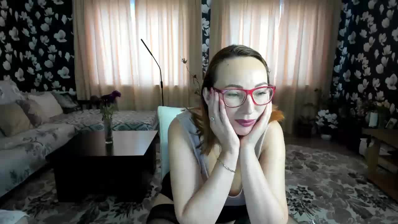 Pink-Lips Adult Chat September 16, 2025