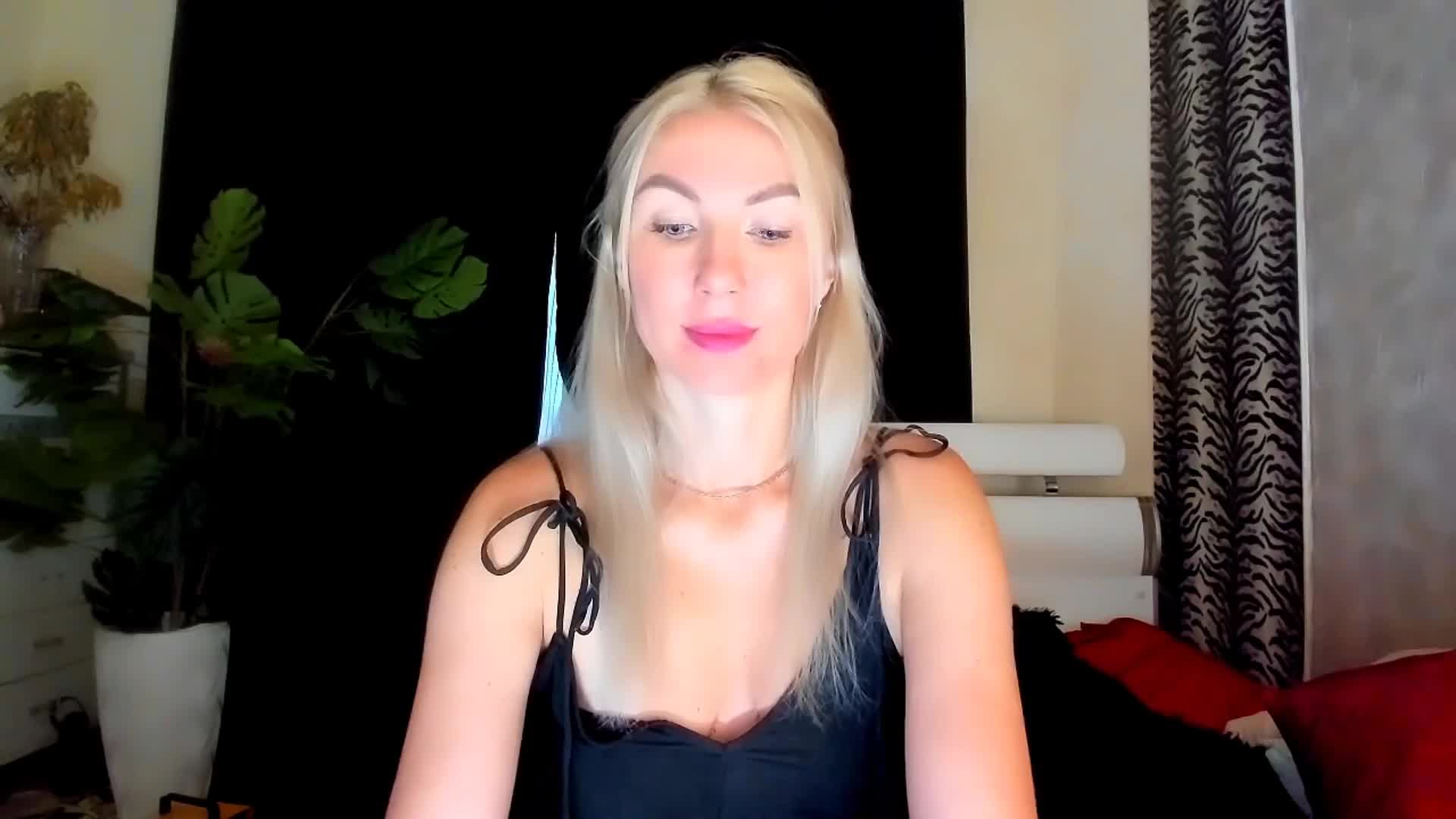 Surreal1 Adult Chat September 16, 2025