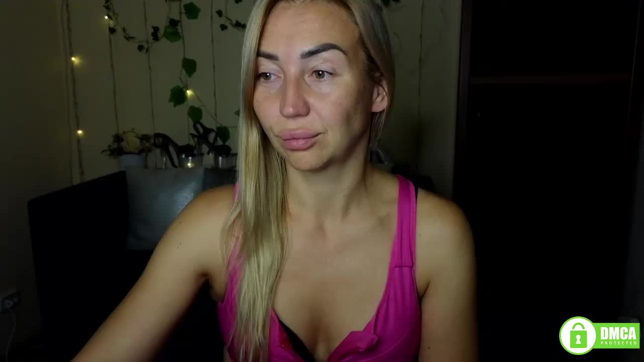 Jullyblondkiss Adult Chat September 16, 2025