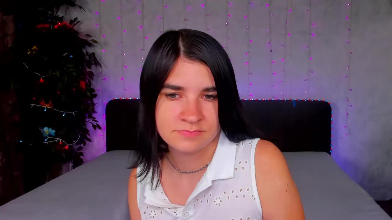 Polly-Love Adult Chat September 16, 2025