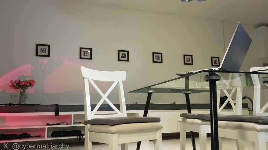 Martha_Hoffman Adult Chat September 16, 2025