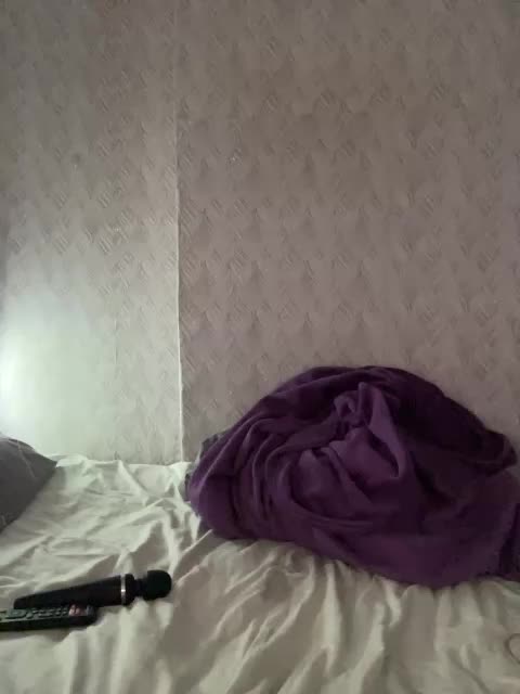 suchka-black- Adult Chat September 16, 2025