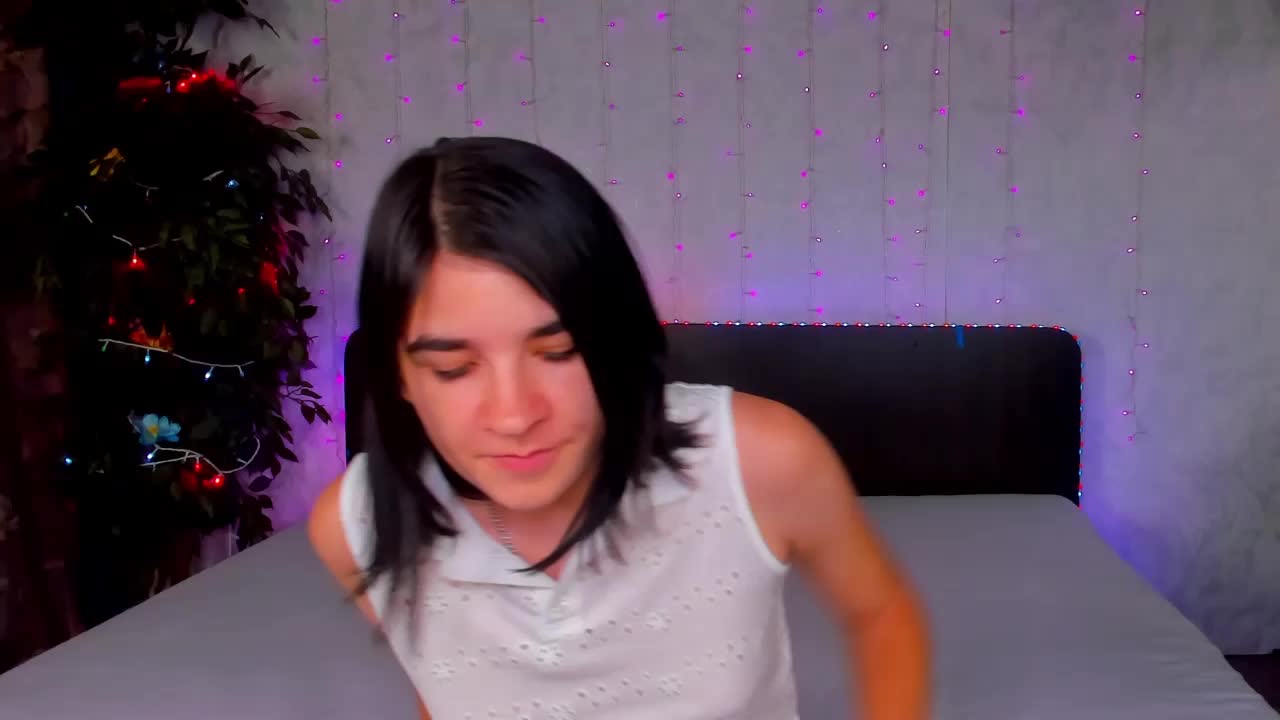 Polly-Love Adult Chat September 16, 2025